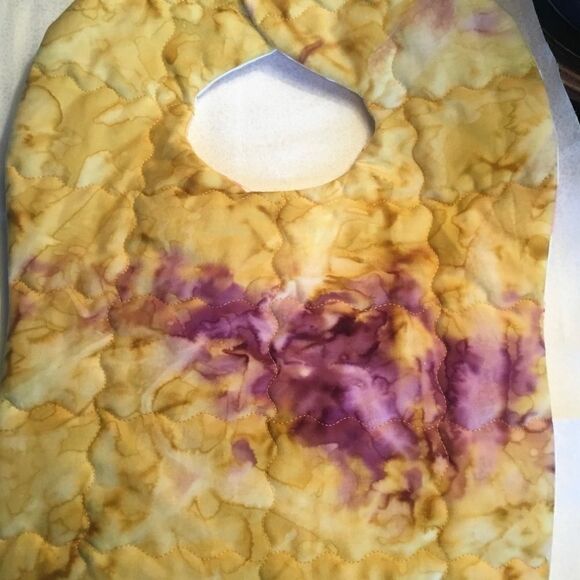 3/$25 or $12 ea. NWT Handmade Quilted Reversible Baby Bib. - Picture 4 of 11